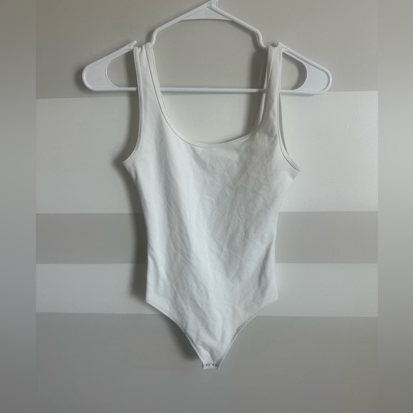 Abercrombie White Tank Bodysuit - Picture 2 of 3